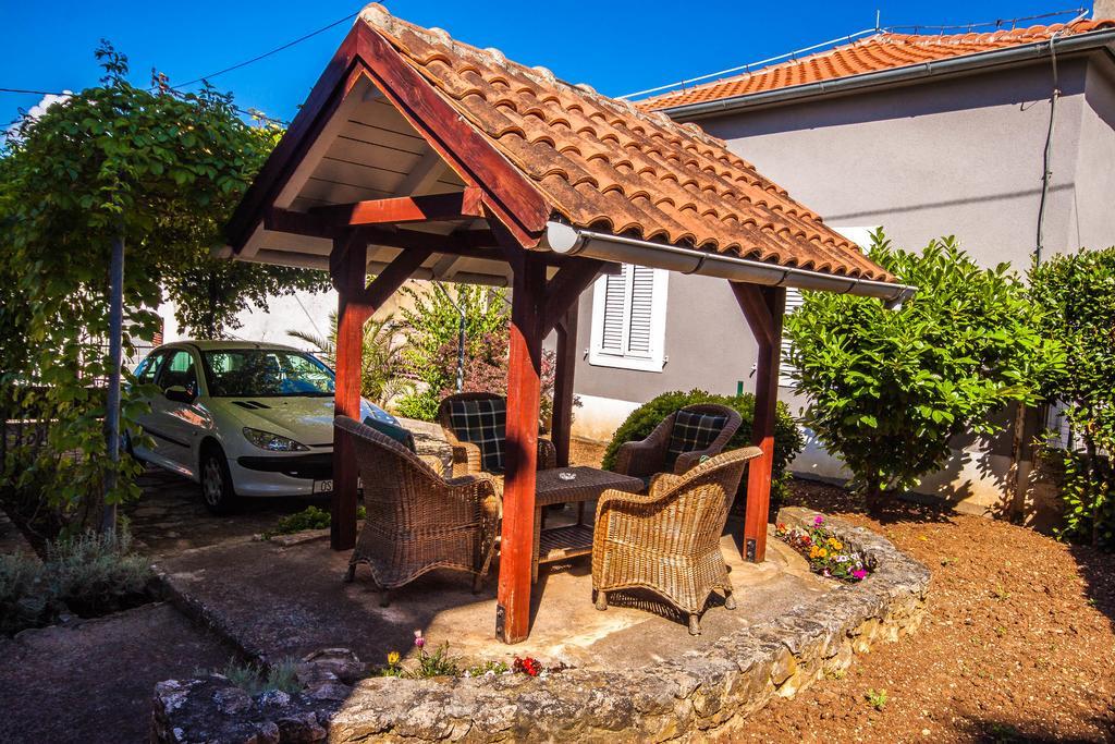 דיקלו Apartman Joso מראה חיצוני תמונה